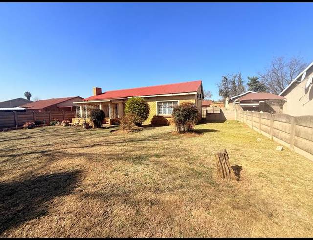 3 BEDROOM HOUSE FOR SALE IN VANDERBIJLPARK CW 3